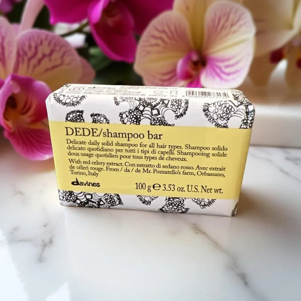 Davines DEDE Shampoo Bar 3.53 oz and Designed Case Set